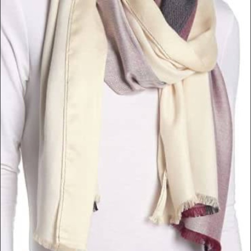 New Calvin Klein Colorblock Chambray Scarf